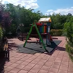 за гости сънрайз флора бийч Διαμέρισμα Πομόριε